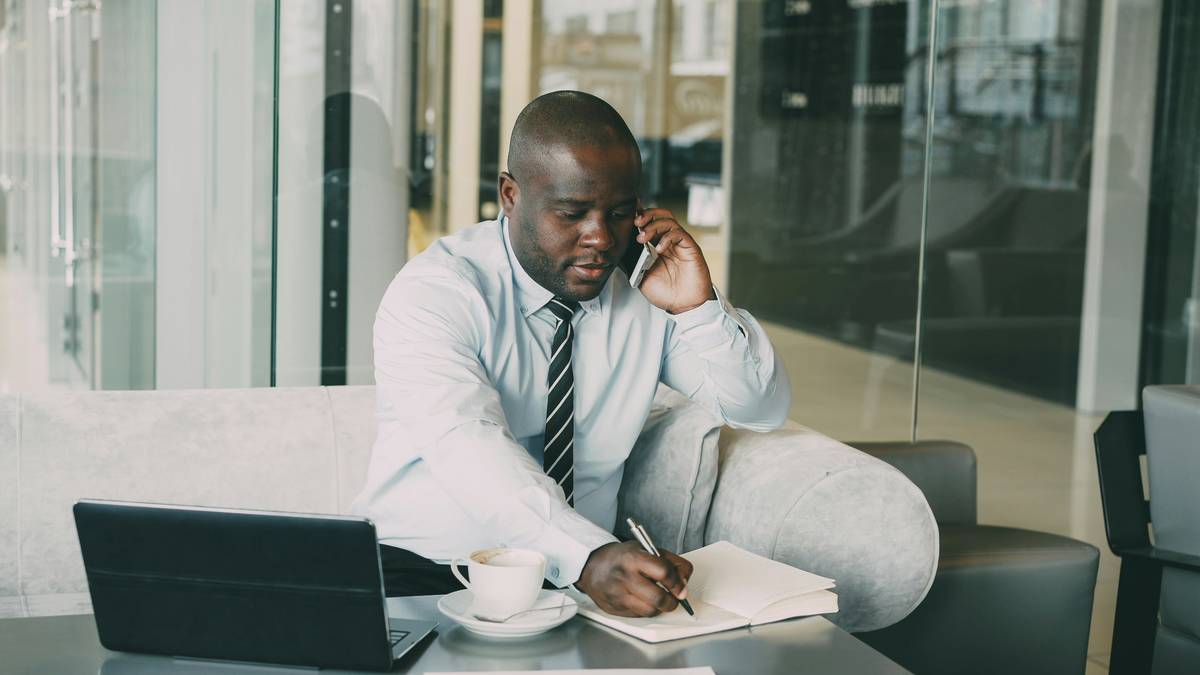 Workplace communication tips visualized through call flow optimization chart